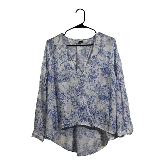 Windsor Tops - Windsor Floral Blouse Strappy V-Neck High-Low Top Blue White Women's Size Small